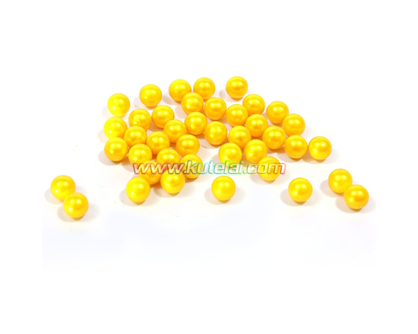 Yellow 0.68 inch paintball made with gelatin&PEG