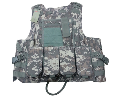 Airsoft vest with Four small bag